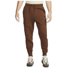 Nike sportswear tech fleece joggers brown G22